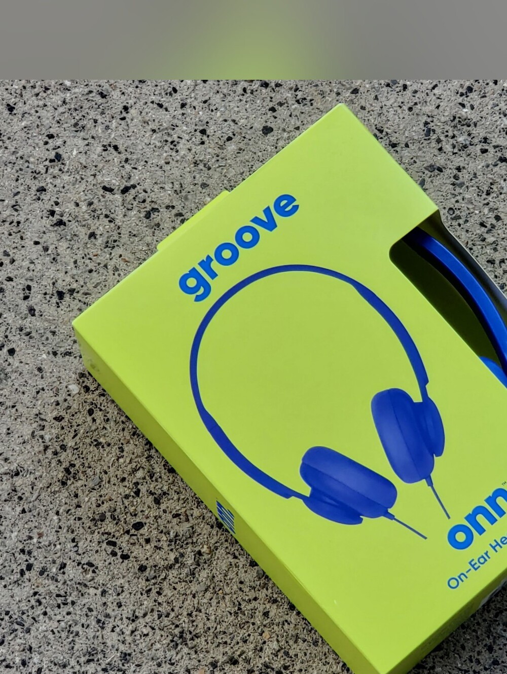 On Running Groove On-Ear Headphones — Bright Blue